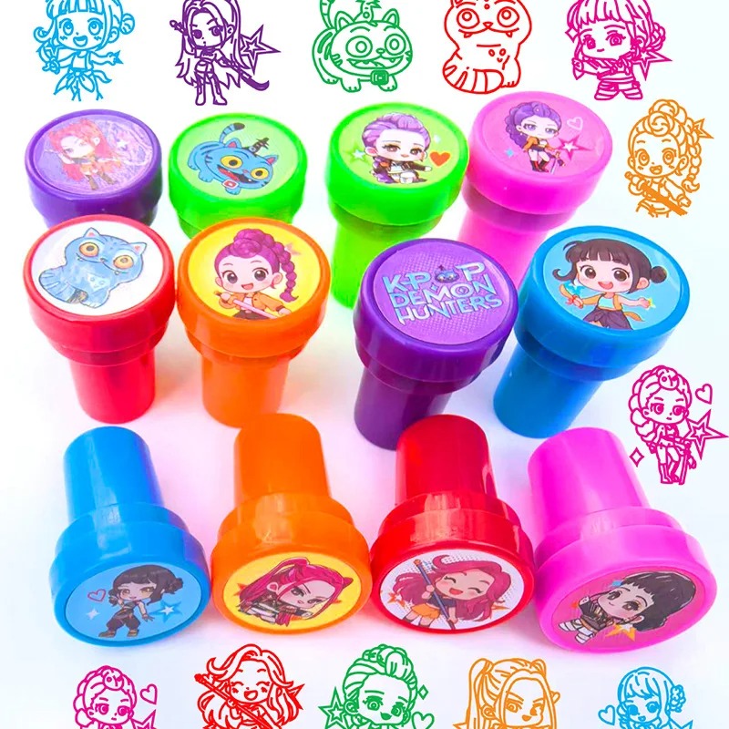 12PCS The Hunter Girl Group An - Photography Anime recension och pris
